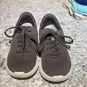 Kizik Lima Cinder Brown 8.5 women’s Sneakers slip on men’s 7 used condition